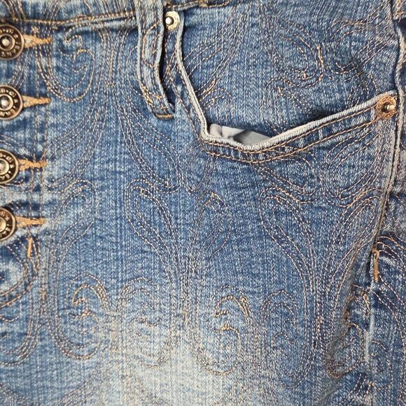 Vintage Y2K Zana Di Gloral Embroidered Embellished Jeans Shorts Jorts - Picture 4 of 5